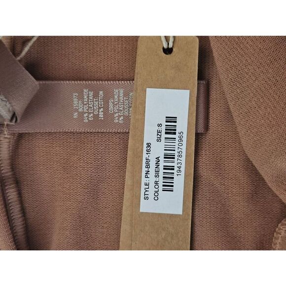 Skims hi cut panty Nwt - Picture 5 of 8